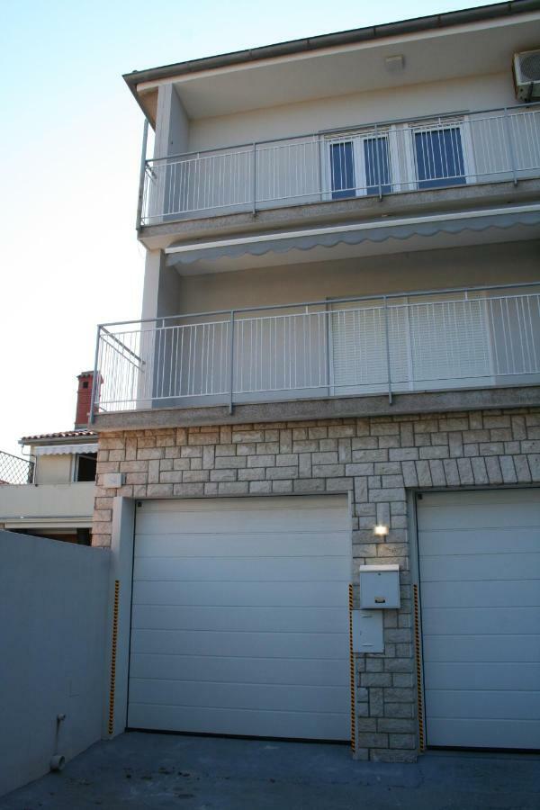 Apartment Vuk 普拉 外观 照片